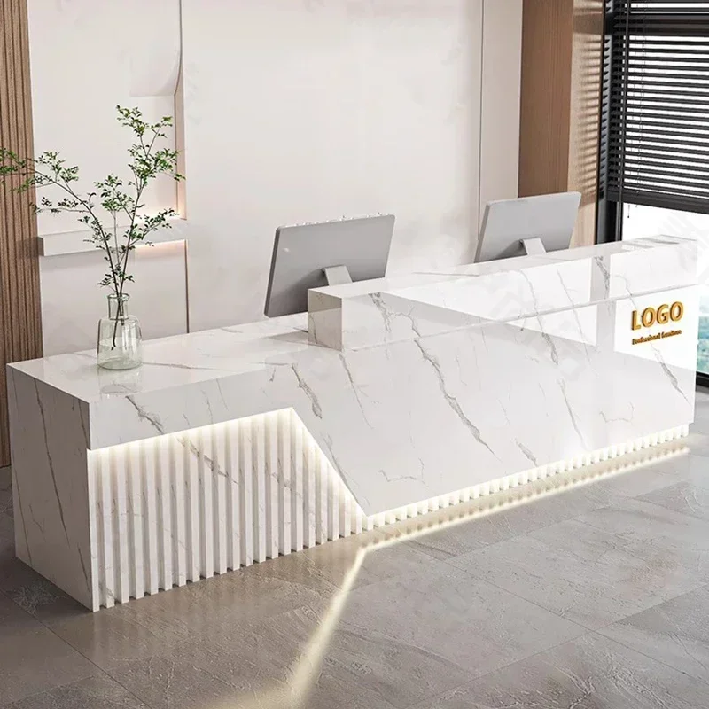 Op maat gemaakte luxe receptie - Office Furniture Bali recensie en prijs